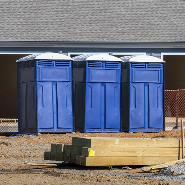 what is the maximum capacity for a single portable toilet in Arlington Heights